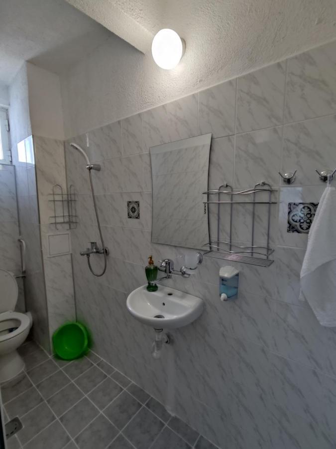 Rali Apartments Китен Номер фото
